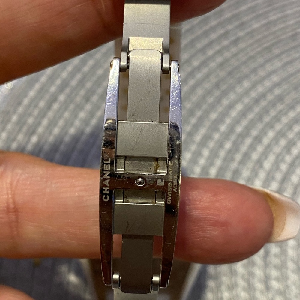 SOLD J12 Chanel Double Diamond Watch White Ceramic - Picture 7 of 8